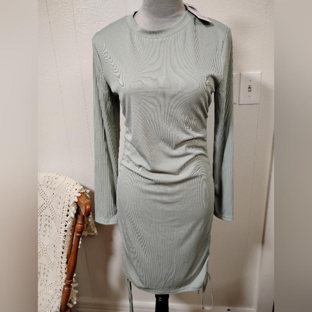 Green Ribbed Dress Medium Xchqrti Feminine Romantic Effortless Classic Preppy